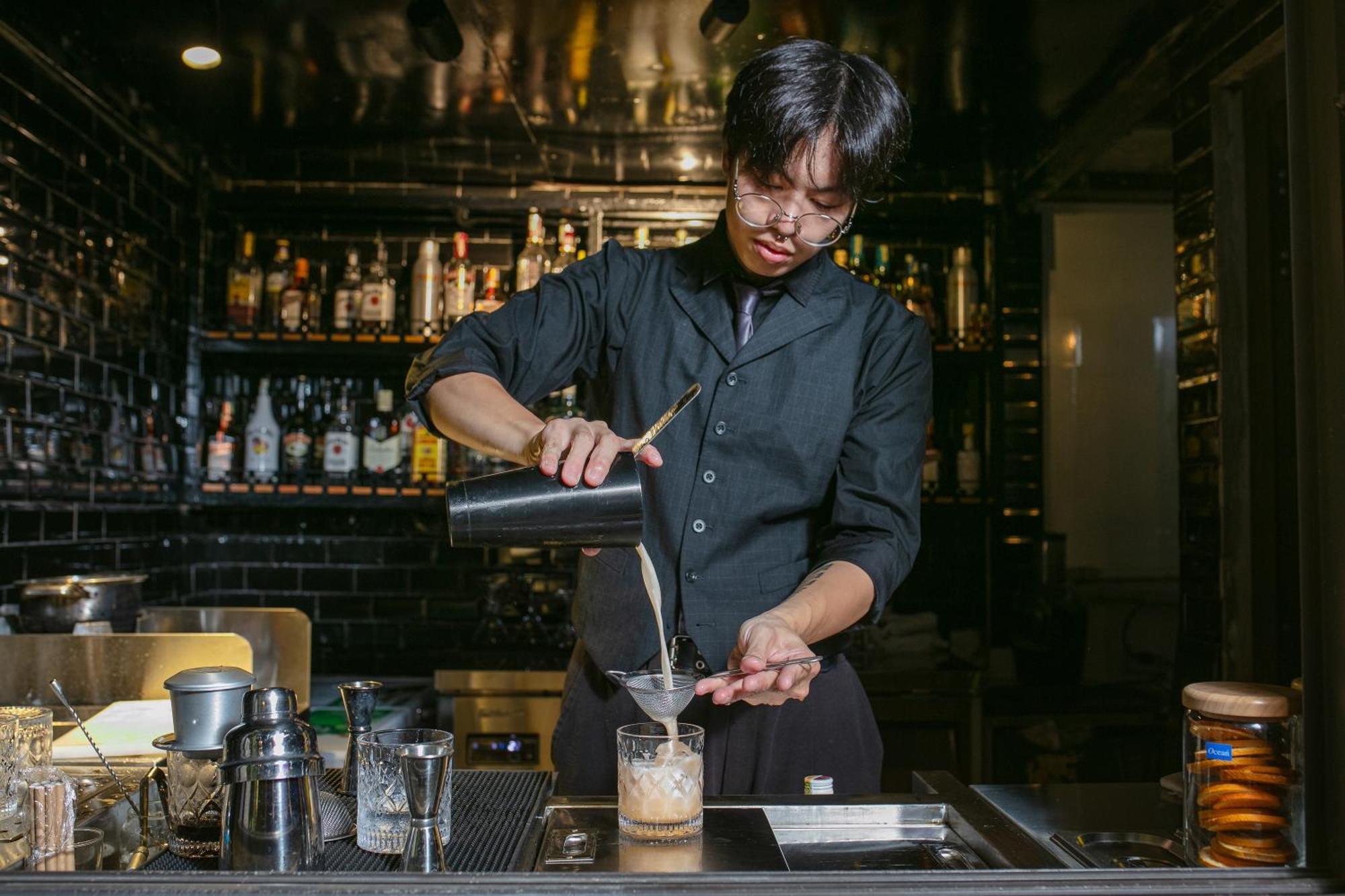 Trangtrang Premium Hotel & Sky Bar - Hanoi — Photos 3